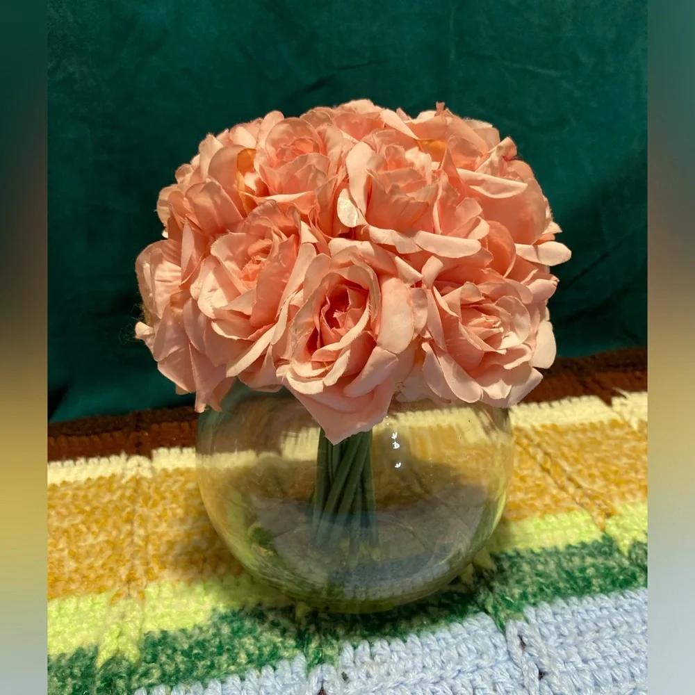 Round Pink Flower Clear Glass Fake Faux Arrangment